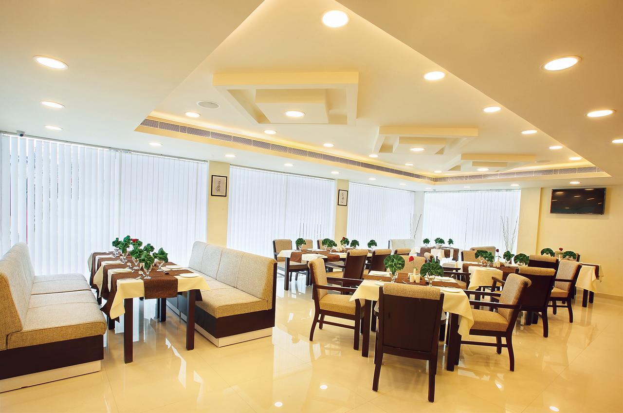 Joyees Residency Hotel Kottayam Ngoại thất bức ảnh