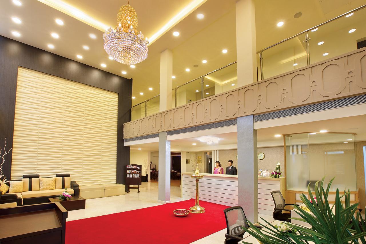 Joyees Residency Hotel Kottayam Ngoại thất bức ảnh