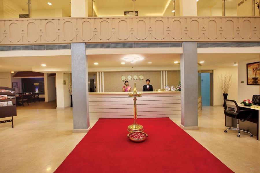 Joyees Residency Hotel Kottayam Ngoại thất bức ảnh
